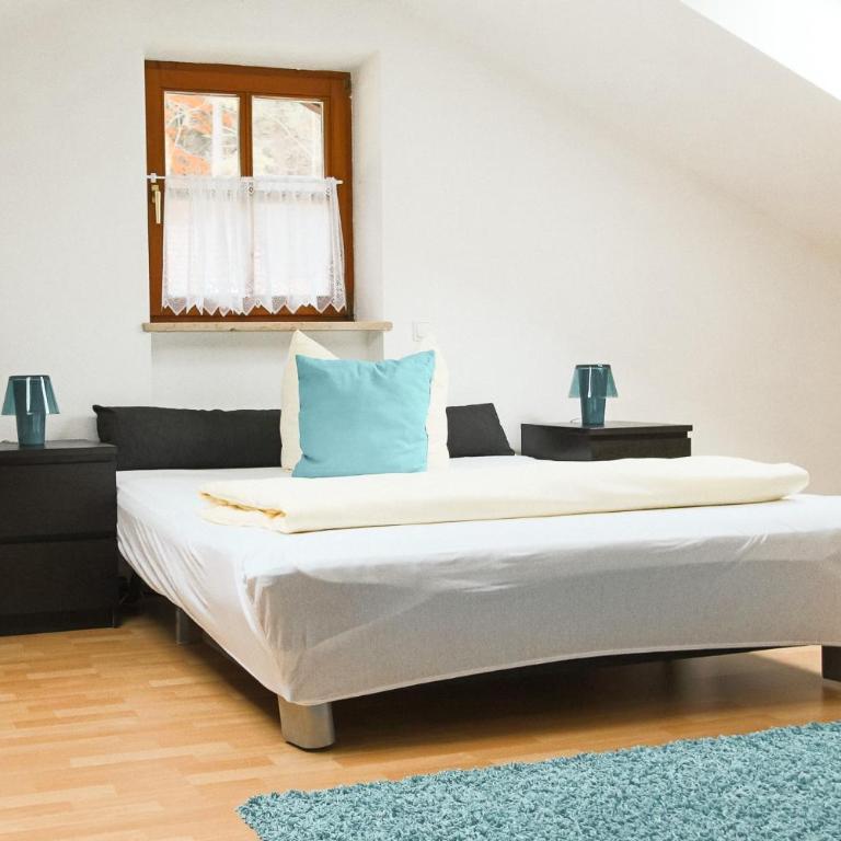 Gloria - Apartment mit Balkon - 14