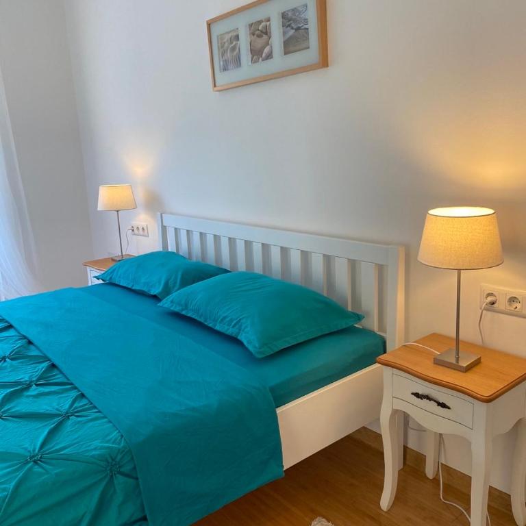 Moon Apartment Bihac - Three-Bedroom Apartment - 15