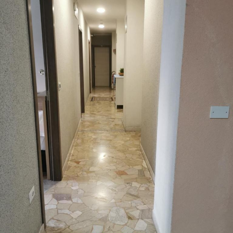 HOTEL BISSI - Camera Matrimoniale con Bagno Privato - 12