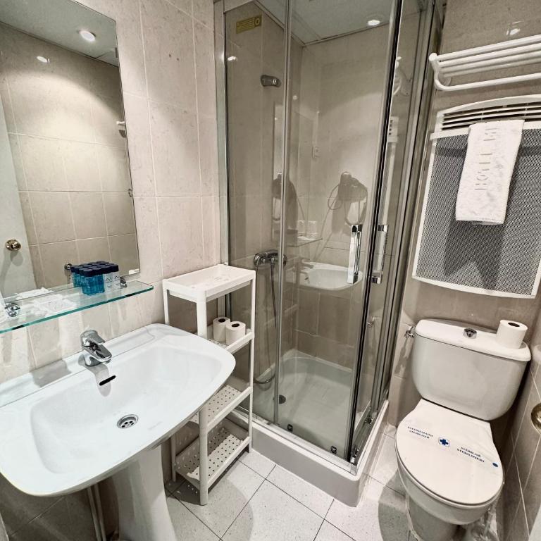 Hotel Merino - Habitación Triple (2 adultos + 1 niño) - 7