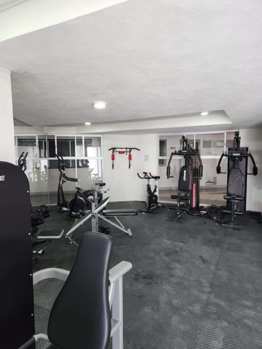 Amplio departamento con alberca - Apartamento de 3 dormitorios - 18