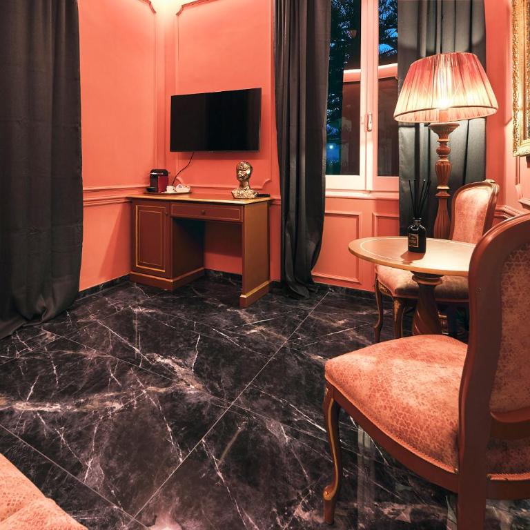 Hotel Zia Piera - Suite Deluxe con Vasca Idromassaggio - 5