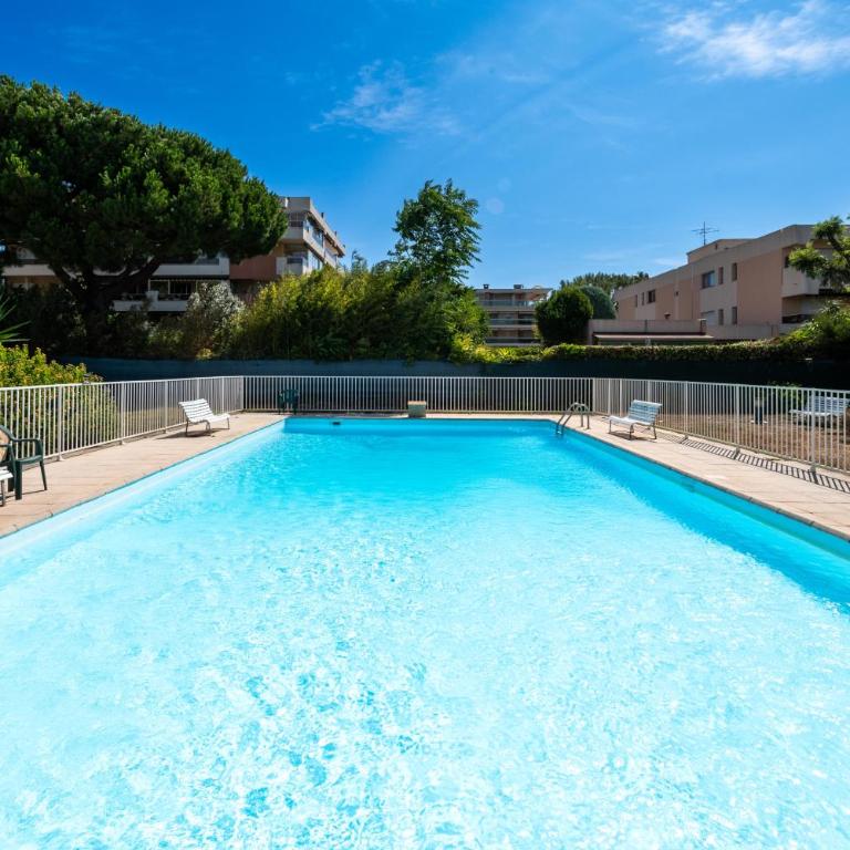 Résidence méditerranée - Beachfront - Sun and Seaview - Pool - Private Parking - Apartamento de 2 dormitorios - 2