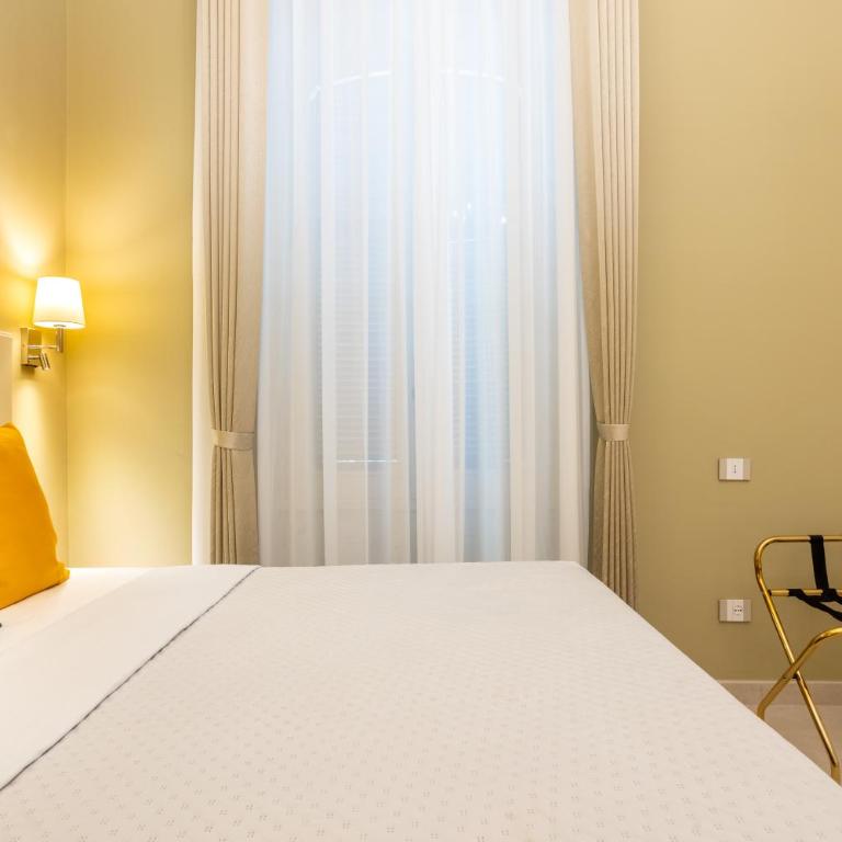 Magnini Rooms - Camera Tripla con Bagno Privato - 2