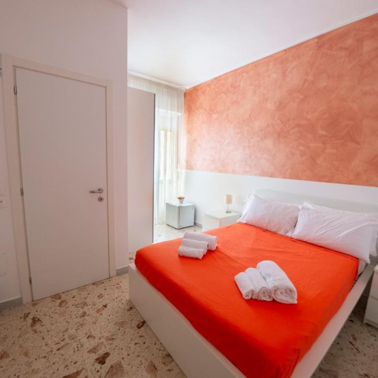 B&B A CASA DI MARCO Salerno CENTRO - Camera Matrimoniale con Bagno Privato - 1