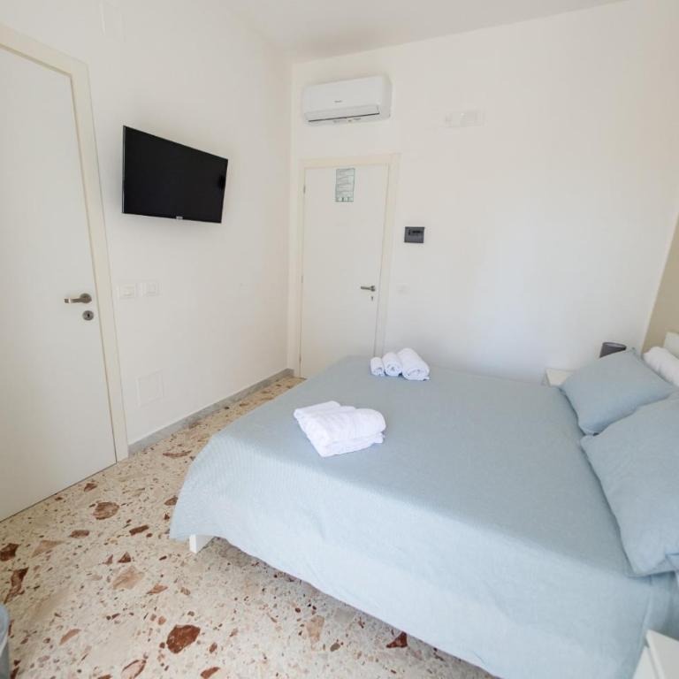 B&B A CASA DI MARCO Salerno CENTRO - Camera Matrimoniale con Bagno Privato - 3