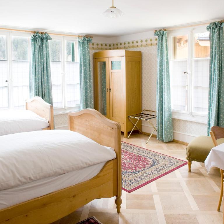Historic Hotel Falken - Superior Zweibett- oder Doppelzimmer mit Gartenblick - 2