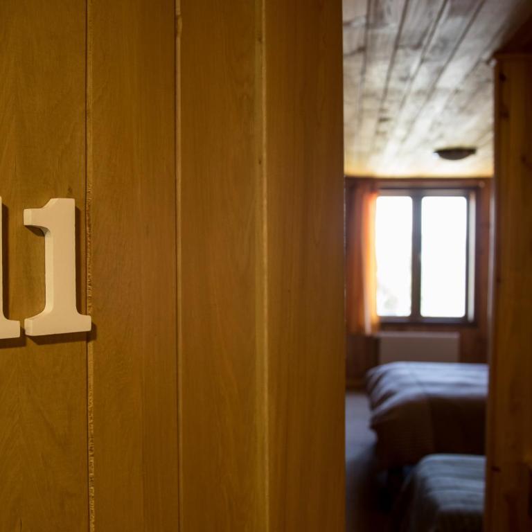 Hostal Mundo Nuevo - Habitación Cuádruple Clásica - 4