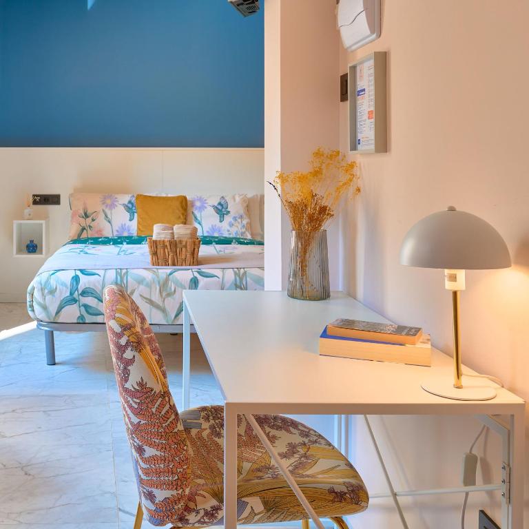 Casa Vestali - Double Room with Private Bathroom - 11