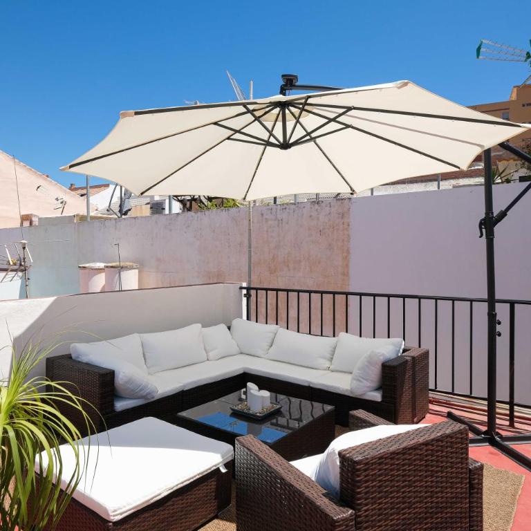 Andalucian house, few minutes from the beach - Villa - 8