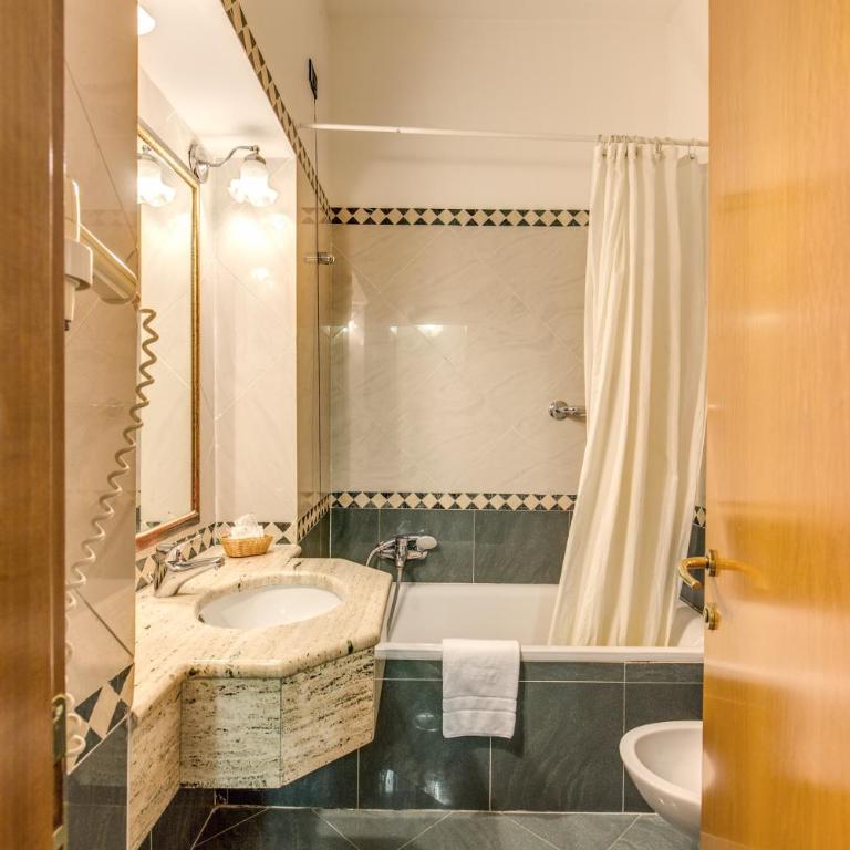 Hotel Contilia - Camera Tripla - 4