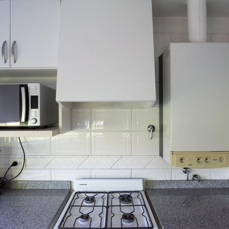 Millennium Inn Mendoza - Three-Bedroom Apartment - 11
