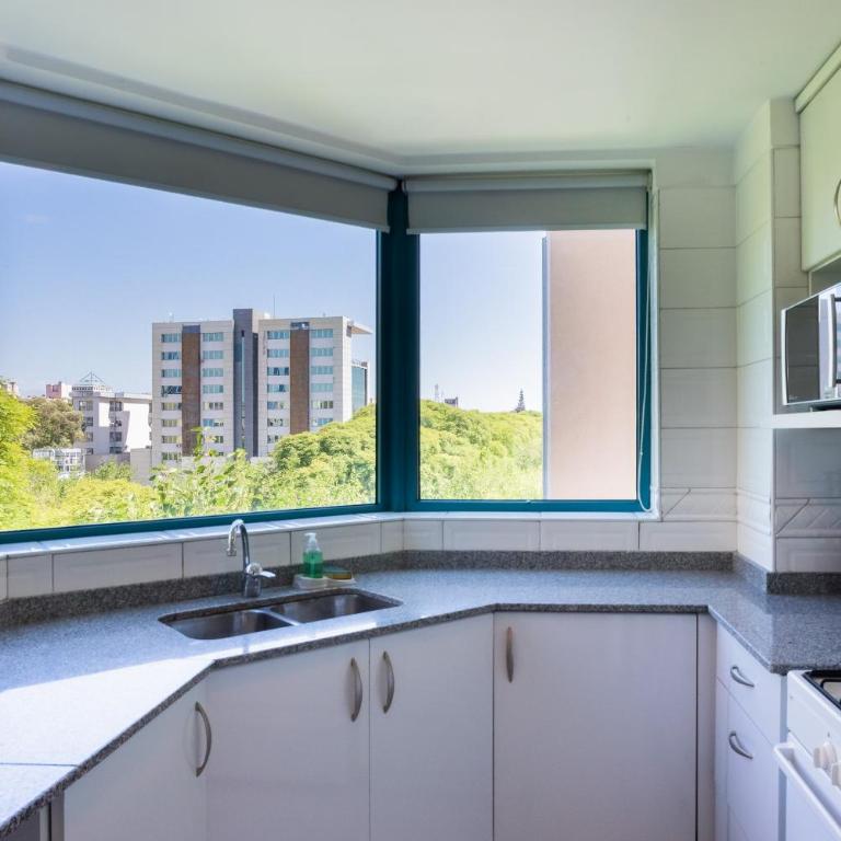 Millennium Inn Mendoza - Three-Bedroom Apartment - 12