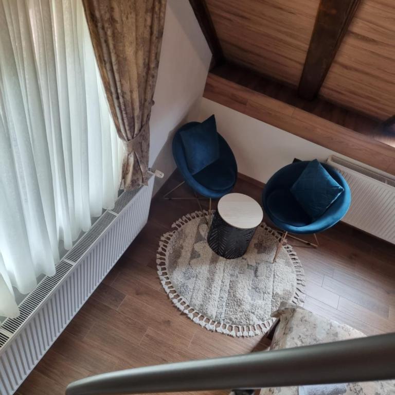 Apartments-Rooms Stara Varos - Three-Bedroom Apartment - 3