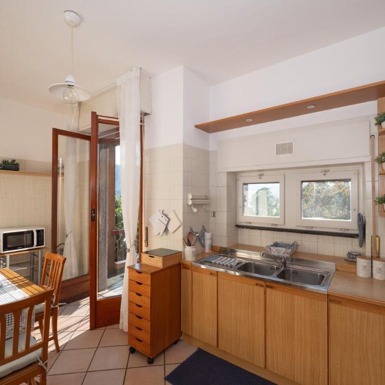 Two Gardens Lake View Apartment - Appartamento con 2 Camere da Letto - 7