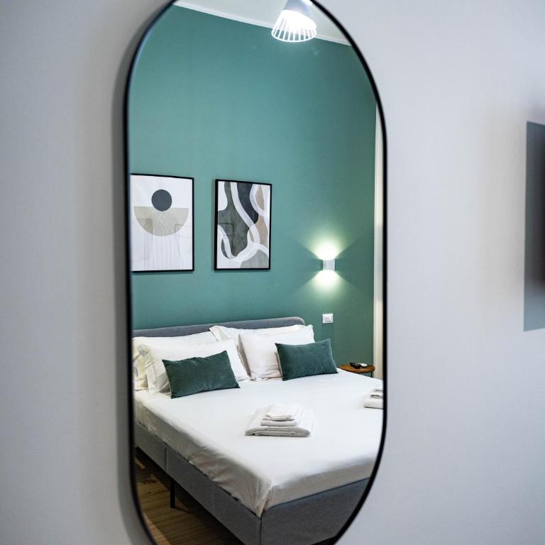 Moor Assarotti Suites - Genova City Center - Camera Matrimoniale Deluxe - 1