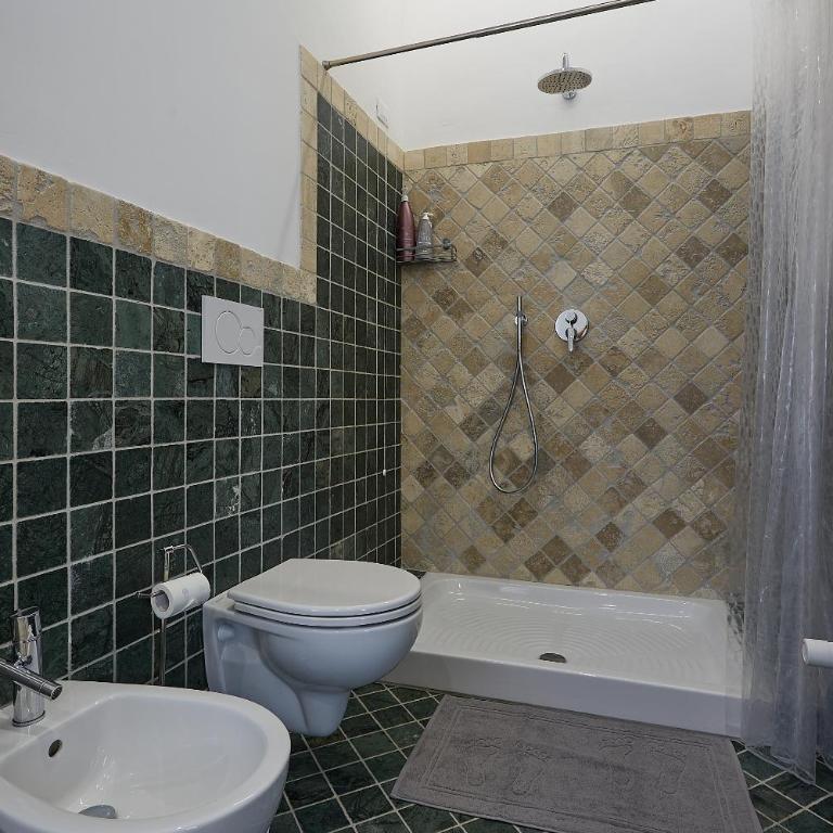 LE CAMERE di VITTORIA - Camera Matrimoniale con Bagno Privato - 3