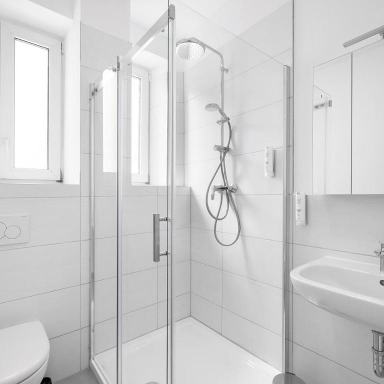Servus Apartments by Homaris - Deluxe Apartment - 9