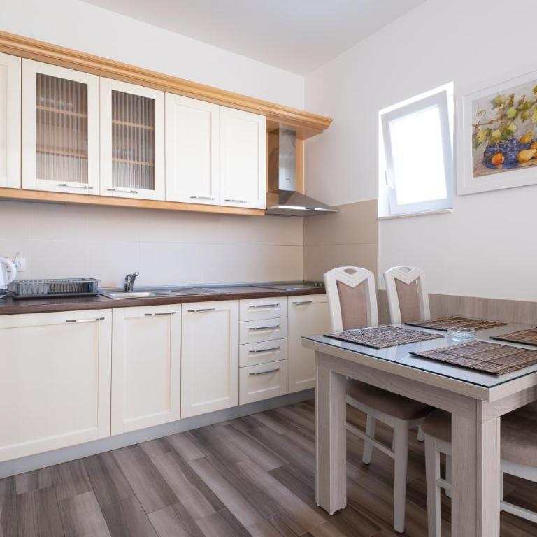 Bel Mare Apartments - Porodični Junior Apartman - 21