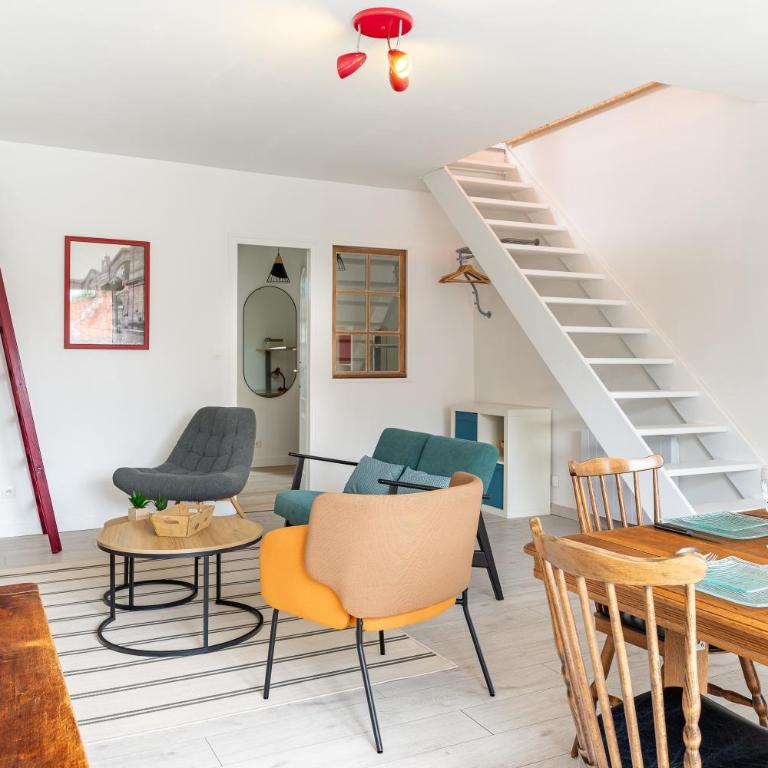 L'Ingénieux - Appt près de la Place Zola - Two-Bedroom Apartment - 11