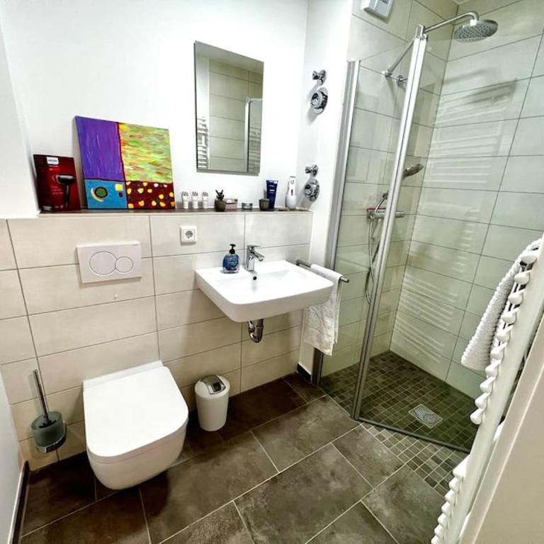 Carefree Mikroapartment inkl. Balkon + Tiefgarage - Apartamento de 1 dormitorio - 3