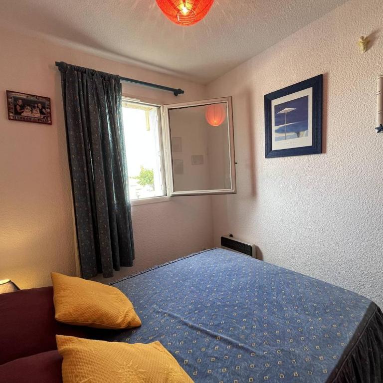 T2 avec piscine, parking, animaux admis - Proche plage Saint-Cyprien - FR-1-106-84 - Apartment - 12
