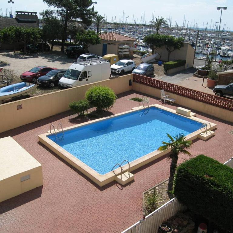T2 avec piscine, parking, animaux admis - Proche plage Saint-Cyprien - FR-1-106-84 - Apartment - 16