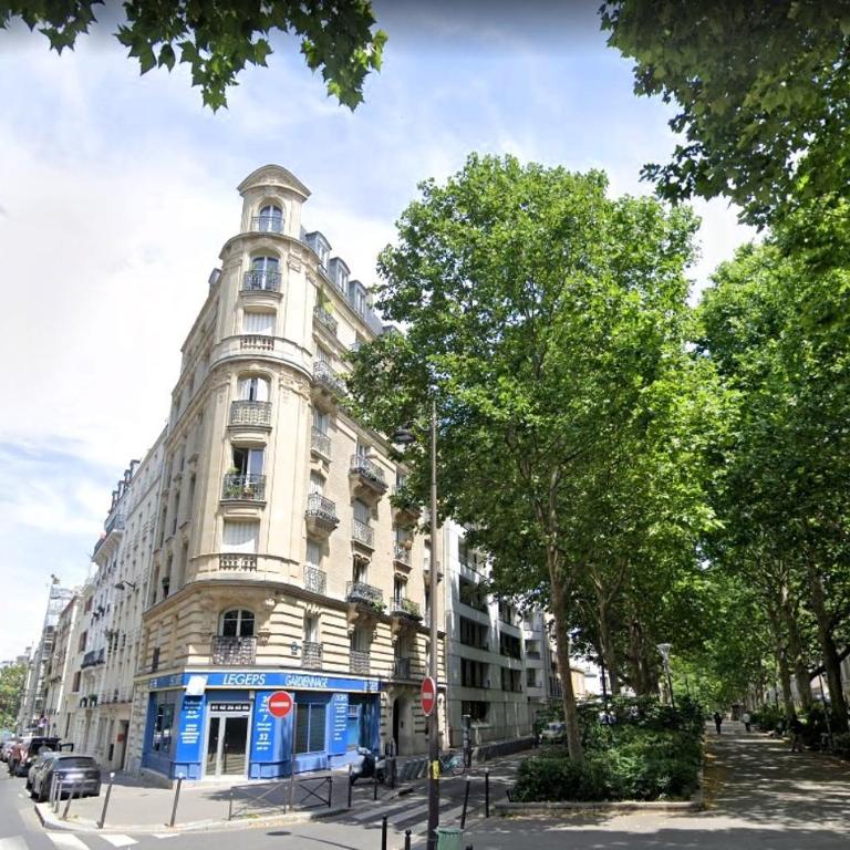 Paris 2 bedrooms chic apartment 18th district - Appartement 2 Chambres - 50