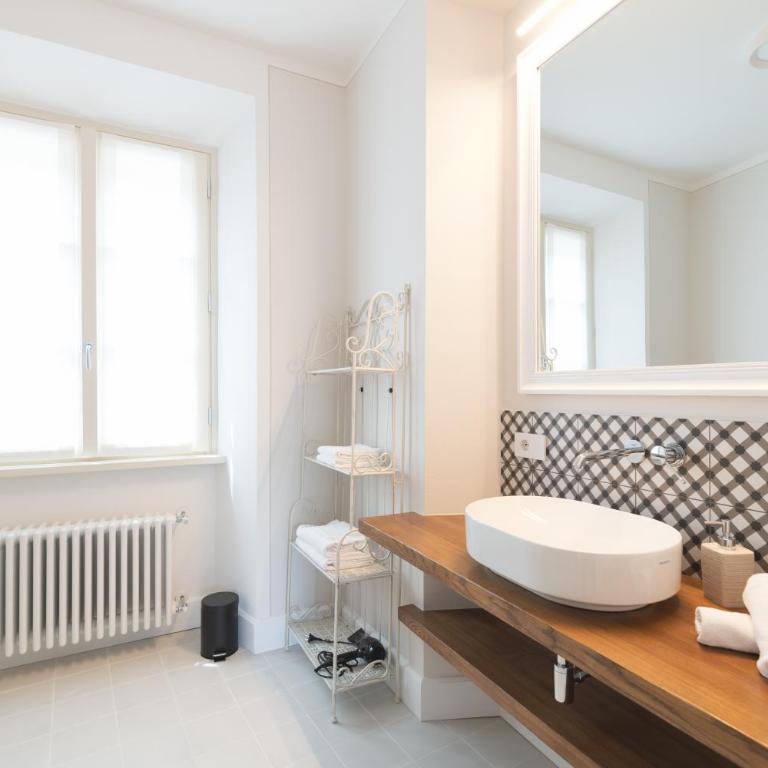 Rivalago B&B - Superior Doppel- oder Zweibettzimmer mit Seeblick - 3