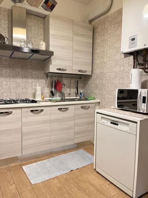 [Como 100MQ] 5 mins to center + Free Park and View - Appartamento con 2 Camere da Letto - 59