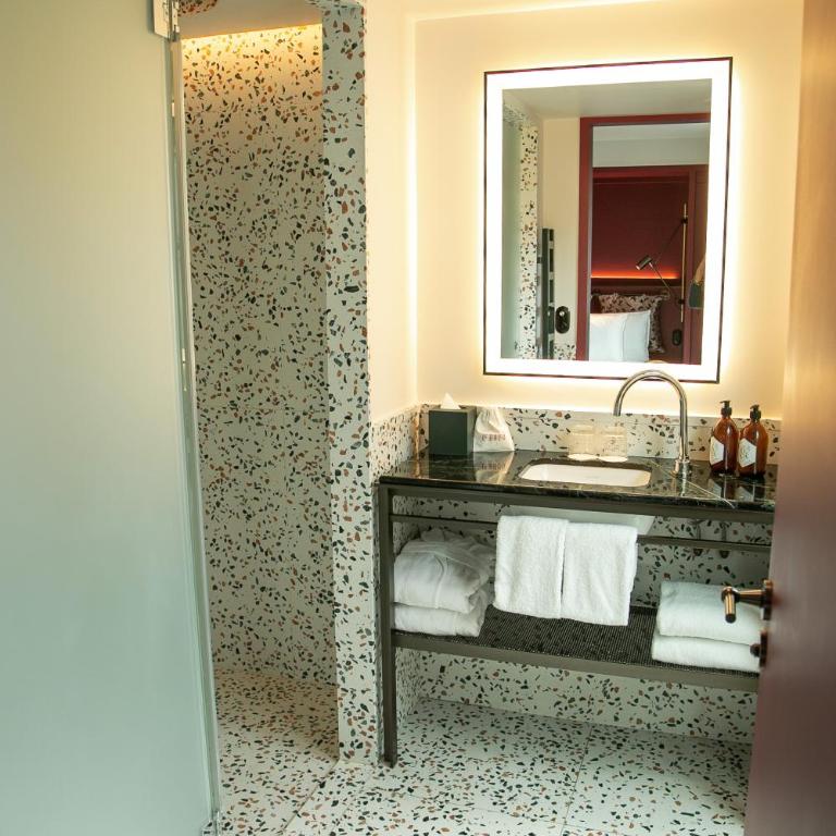 Hôtel Le Ballu - Chambre Double Standard - 5