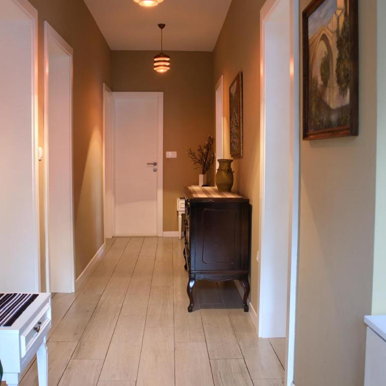 Villa Vita - Three-Bedroom Villa - 39