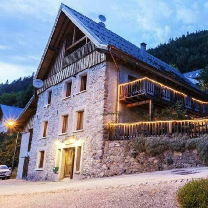 Apartment Les Rousses 3 minutes from Alpe dHuez Grand Domaine via Oz en Oisans - Apartment mit 3 Schlafzimmern - 17