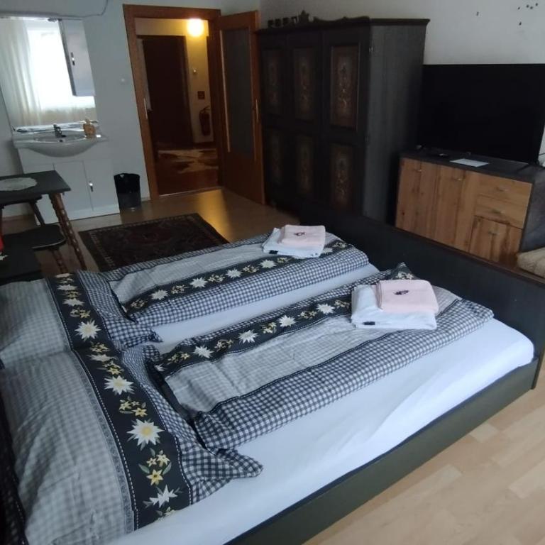 Steinadler Apartments Quiet Location Garden, Private Parking Pet Friendly - Suite 3 Chambres - 5