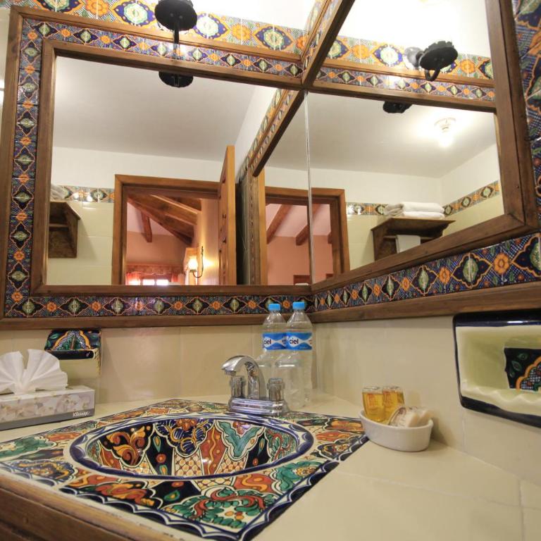 Hotel La Casa de Mamá - Double Room with Two Double Beds - 11