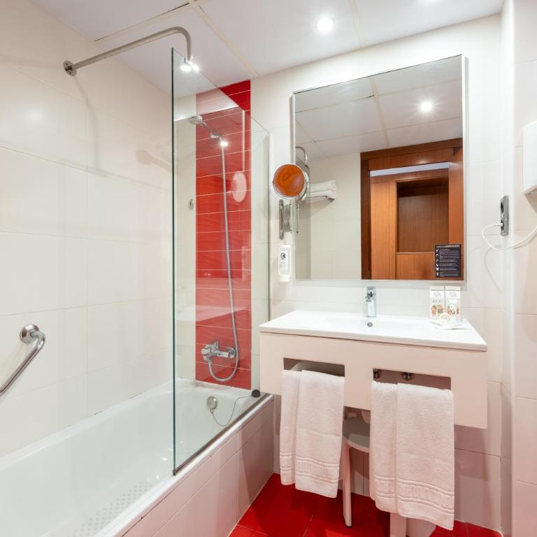 Climia Benidorm Plaza - Habitación Familiar (2 adultos + 1 niño) - 4
