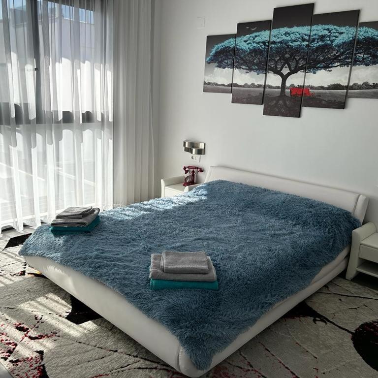 Brilliant Villa - Three-Bedroom Villa - 7