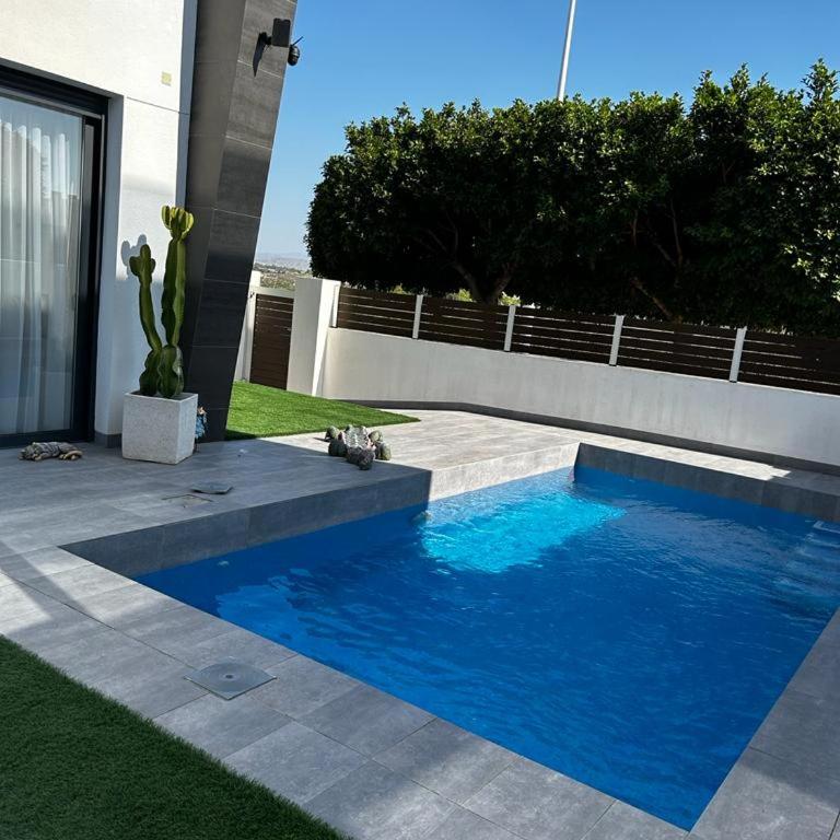 Brilliant Villa - Three-Bedroom Villa - 2