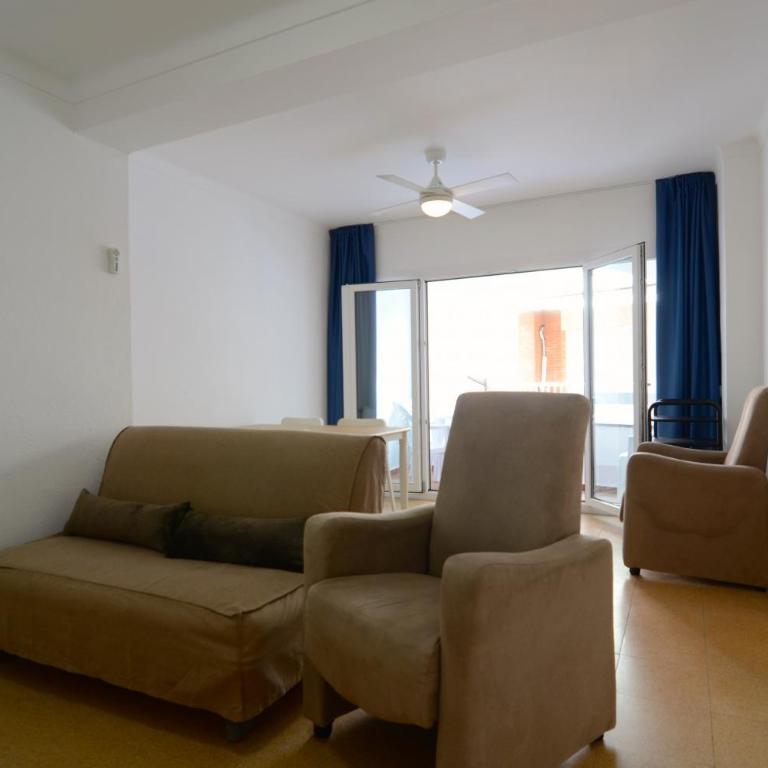 MARINA LATERAL 1D - Three-Bedroom Apartment - 12