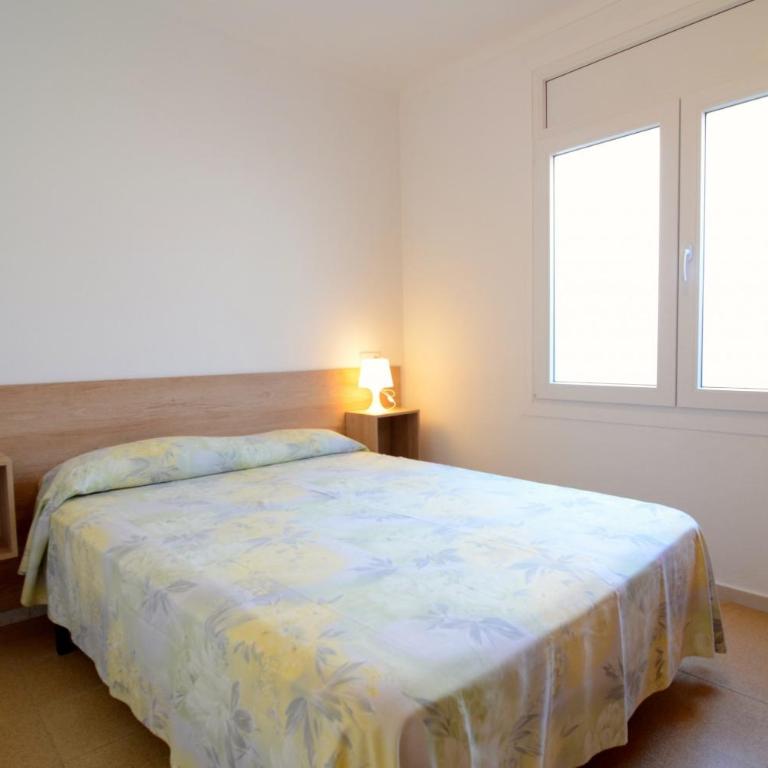 MARINA LATERAL 1D - Three-Bedroom Apartment - 15