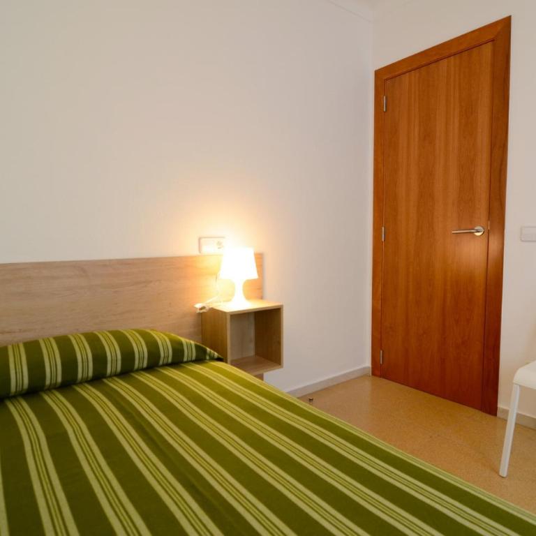 MARINA LATERAL 1D - Three-Bedroom Apartment - 17