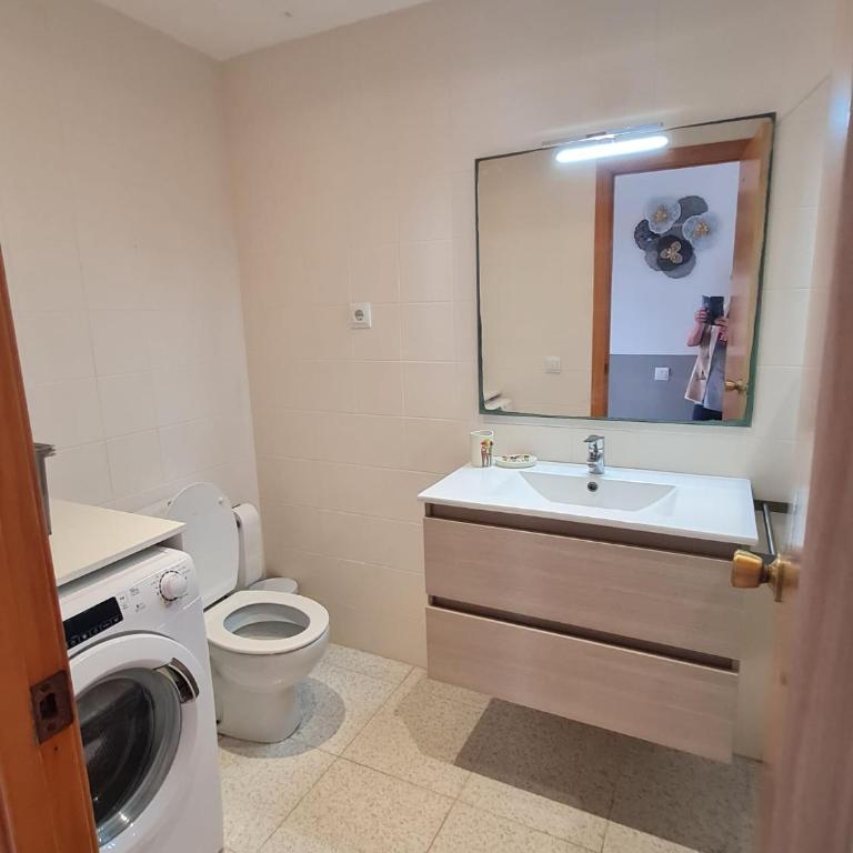 Appartement très sympa vue mer 50 m de la plage proche centre ville piscine wifi - Apartamento de 2 dormitorios - 25