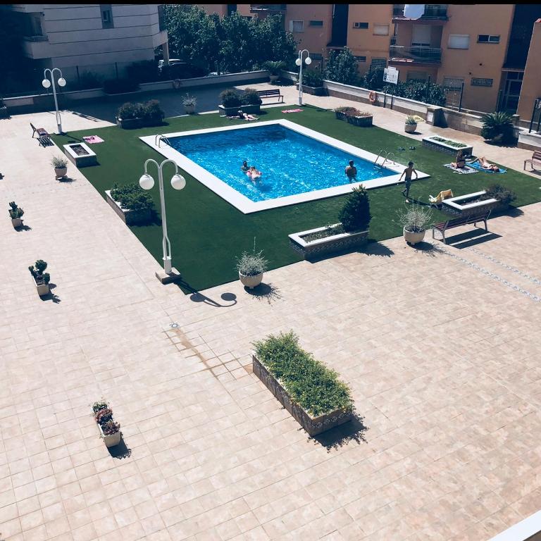 Appartement très sympa vue mer 50 m de la plage proche centre ville piscine wifi - Apartamento de 2 dormitorios - 3