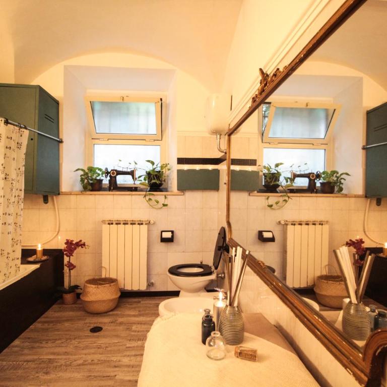 I Colori di Nini Vacanza a Trastevere - Two-Bedroom Apartment - 9