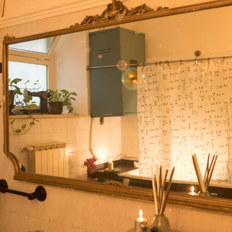 I Colori di Nini Vacanza a Trastevere - Two-Bedroom Apartment - 15