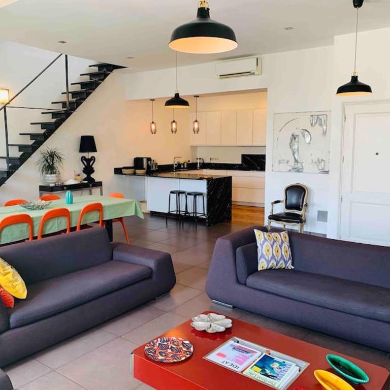 AVIGNON HYPER CENTRE CLIM 5 CHBRES 10PERS 200m PALAIS DES PAPES - Apartment - 1