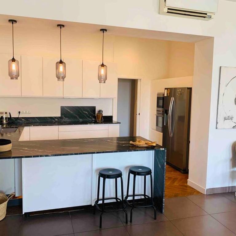 AVIGNON HYPER CENTRE CLIM 5 CHBRES 10PERS 200m PALAIS DES PAPES - Apartment - 5
