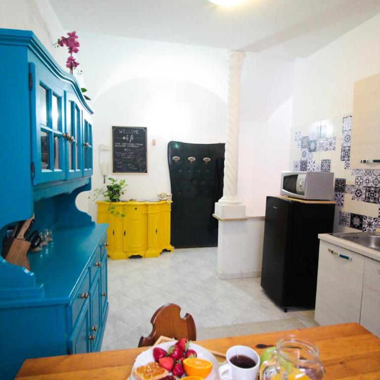 I Colori di Nini Vacanza a Trastevere - Two-Bedroom Apartment - 16