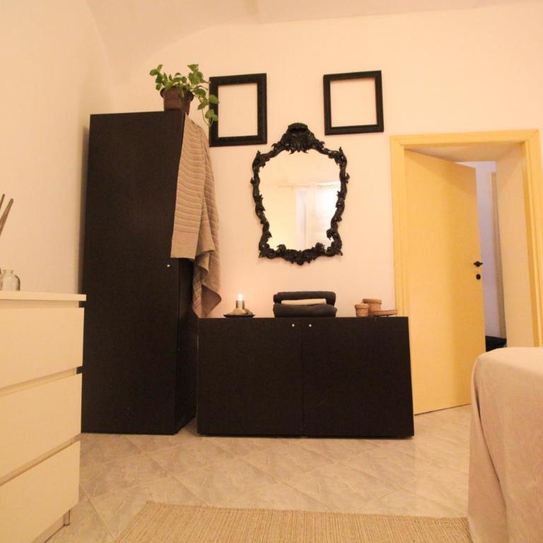 I Colori di Nini Vacanza a Trastevere - Two-Bedroom Apartment - 23