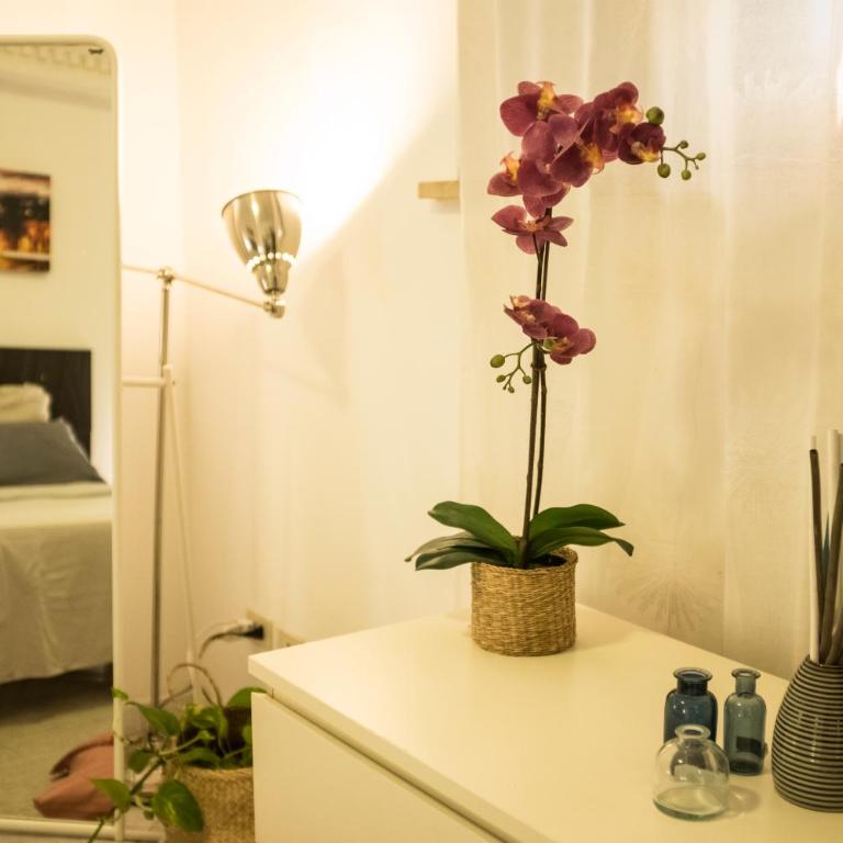I Colori di Nini Vacanza a Trastevere - Two-Bedroom Apartment - 25